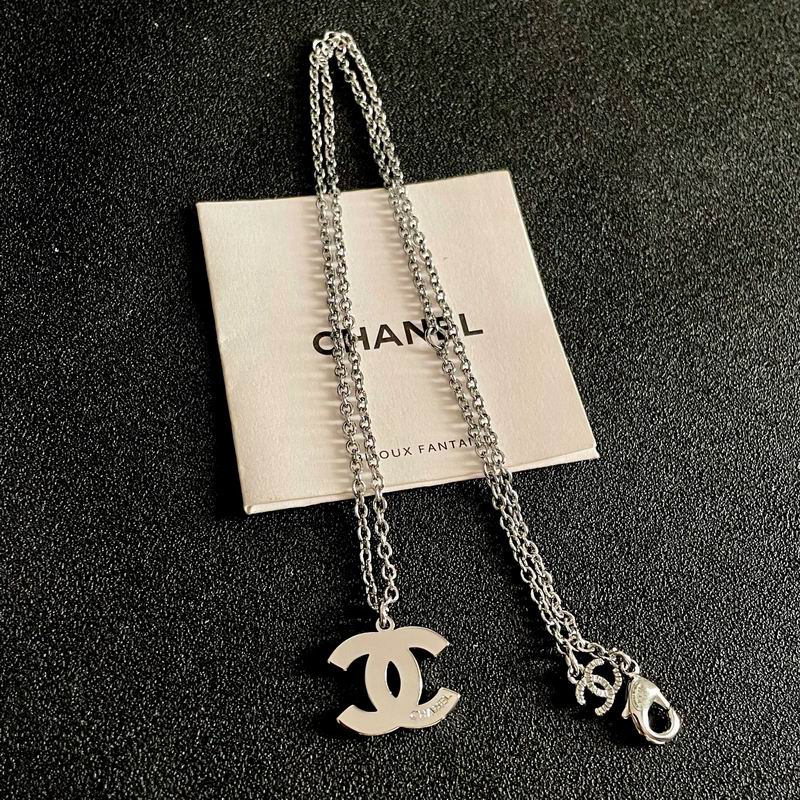 Chanel Necklace 08yxs83